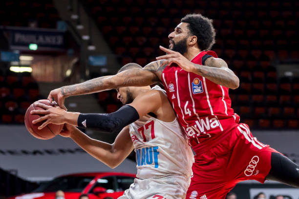 日的比赛中 日的比赛中